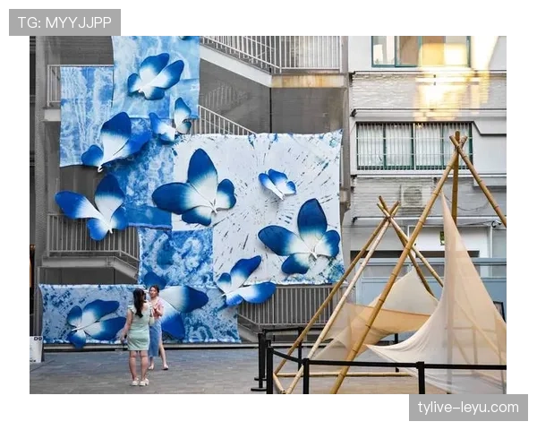 卡特魔术铁塔震撼亮相，引领科技与艺术融合新潮流