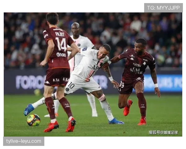 圣埃蒂安高效反击显威力，状态回暖助球队重返胜利轨道