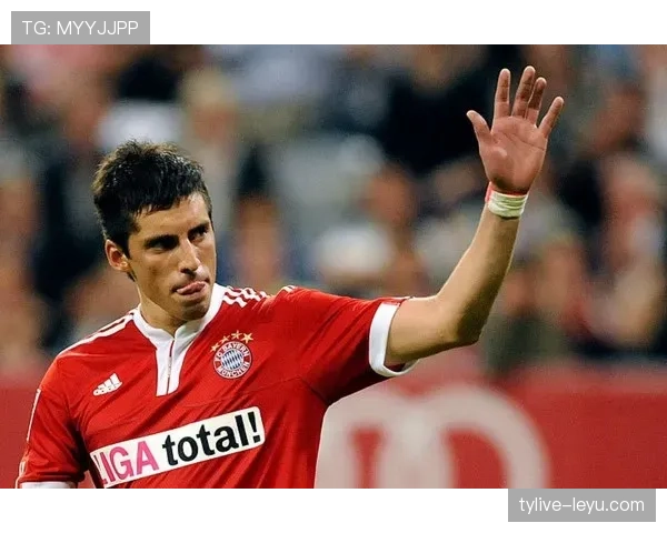 德甲转会新动态:新星强势加盟,老将离队助球队竞争力跃升 德甲转会新动态:新星强势加盟,老将离队助球队竞争力跃升