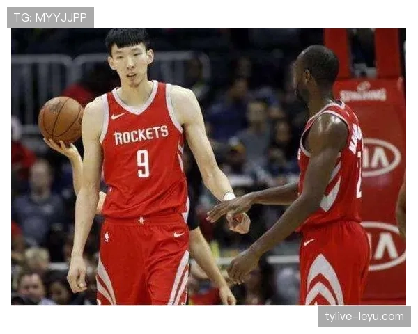 吉田麻也状态回暖，助日本队迈向新高度