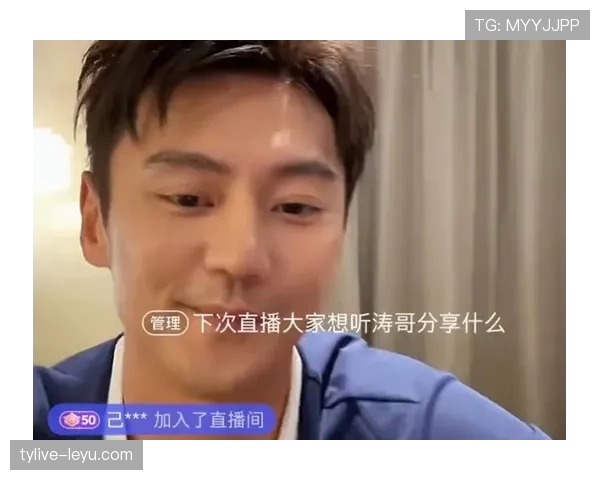 刷到宁泽涛最新生活照，客厅像小博物馆，我的租房饭桌瞬间灰掉